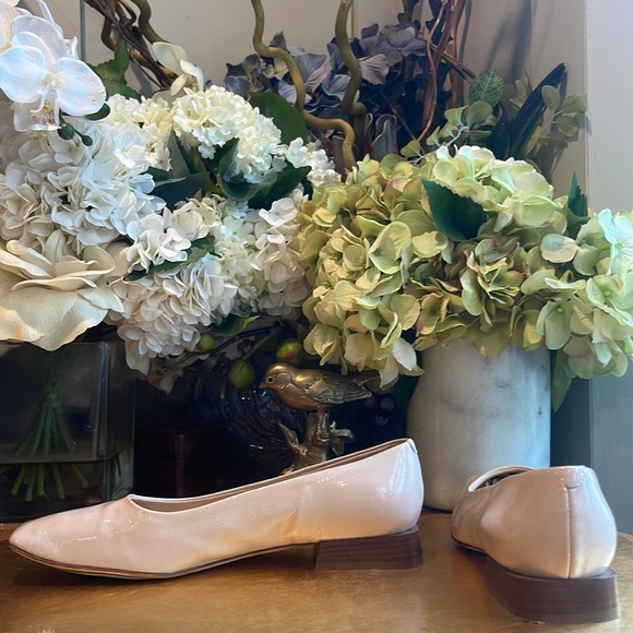 Bells & Becks Amara in Blush Patent Leather - Picture 3 of 16